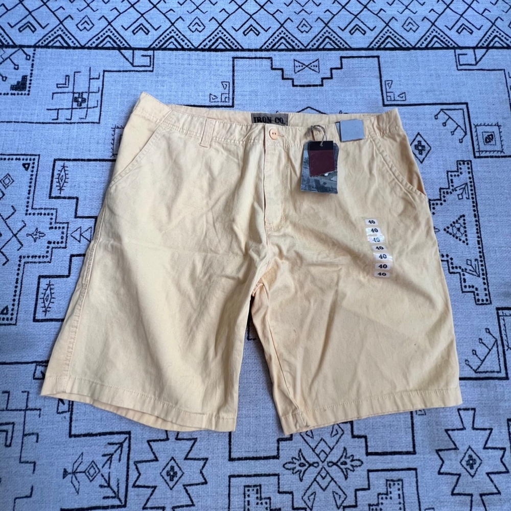 Men's Iron Co. Shorts 40 Yellow